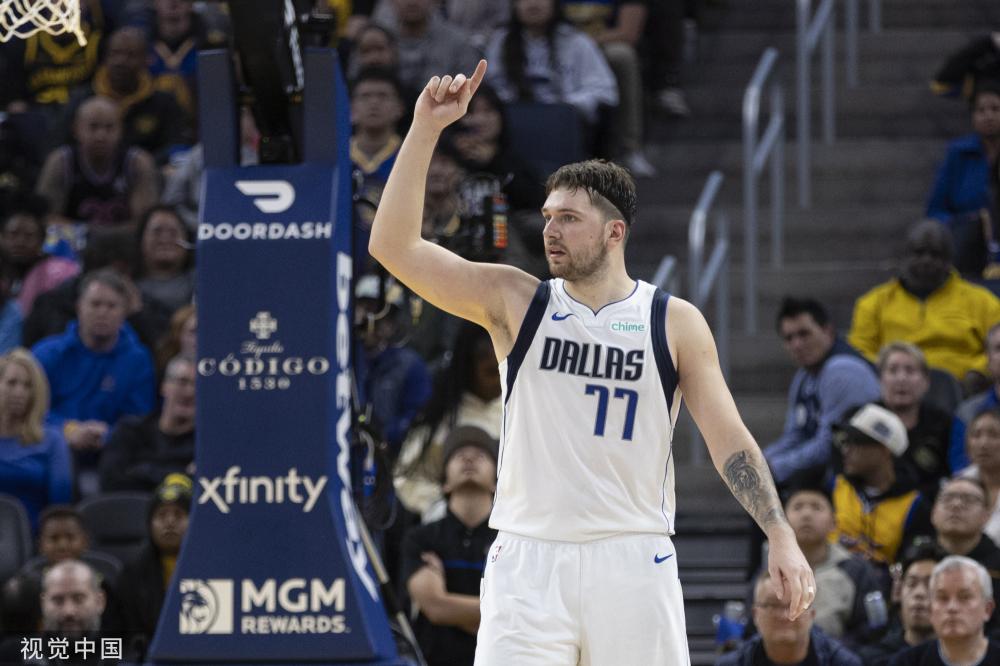 她的比赛方 她的比赛方