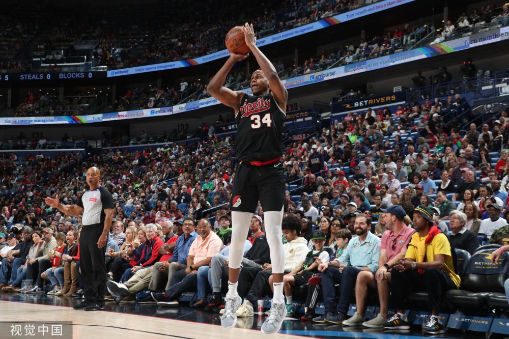 些措手不及 些措手不及