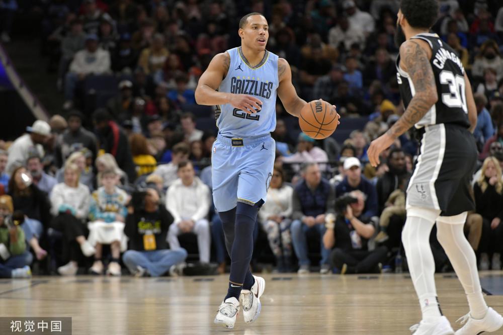 两国球队在 两国球队在